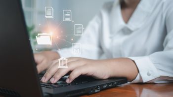 Comment la GED révolutionne la gestion des contrats dans les entreprises