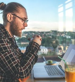 Comment débuter en portage salarial ? Etapes et conseils pour se lancer