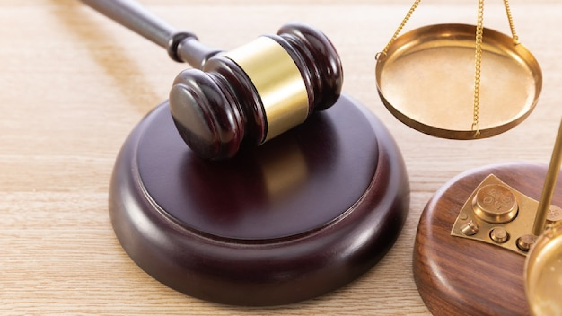 Comment un avocat accompagne les artistes dans le monde des NFT ?