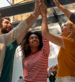 Team building sur la côte d’azur : quels objectifs pour les entreprises ?