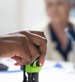 Le tampon encreur personnalisable, un outil clé pour l’identité de l’entreprise